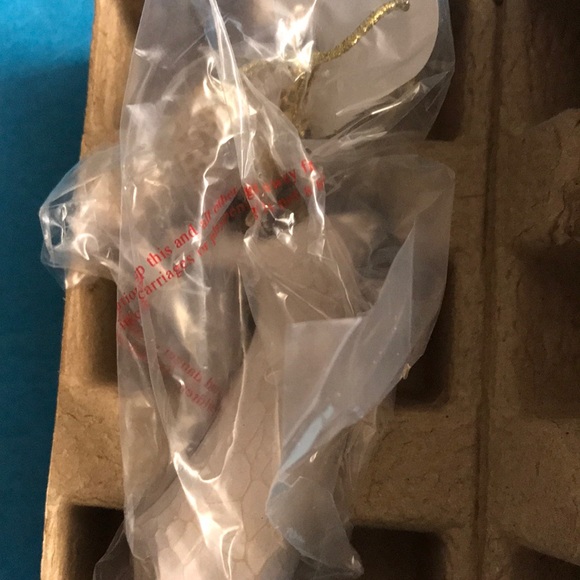 Willow Tree 2020 Ornament - Picture 3 of 9